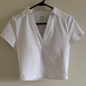 Women's White Collared Top